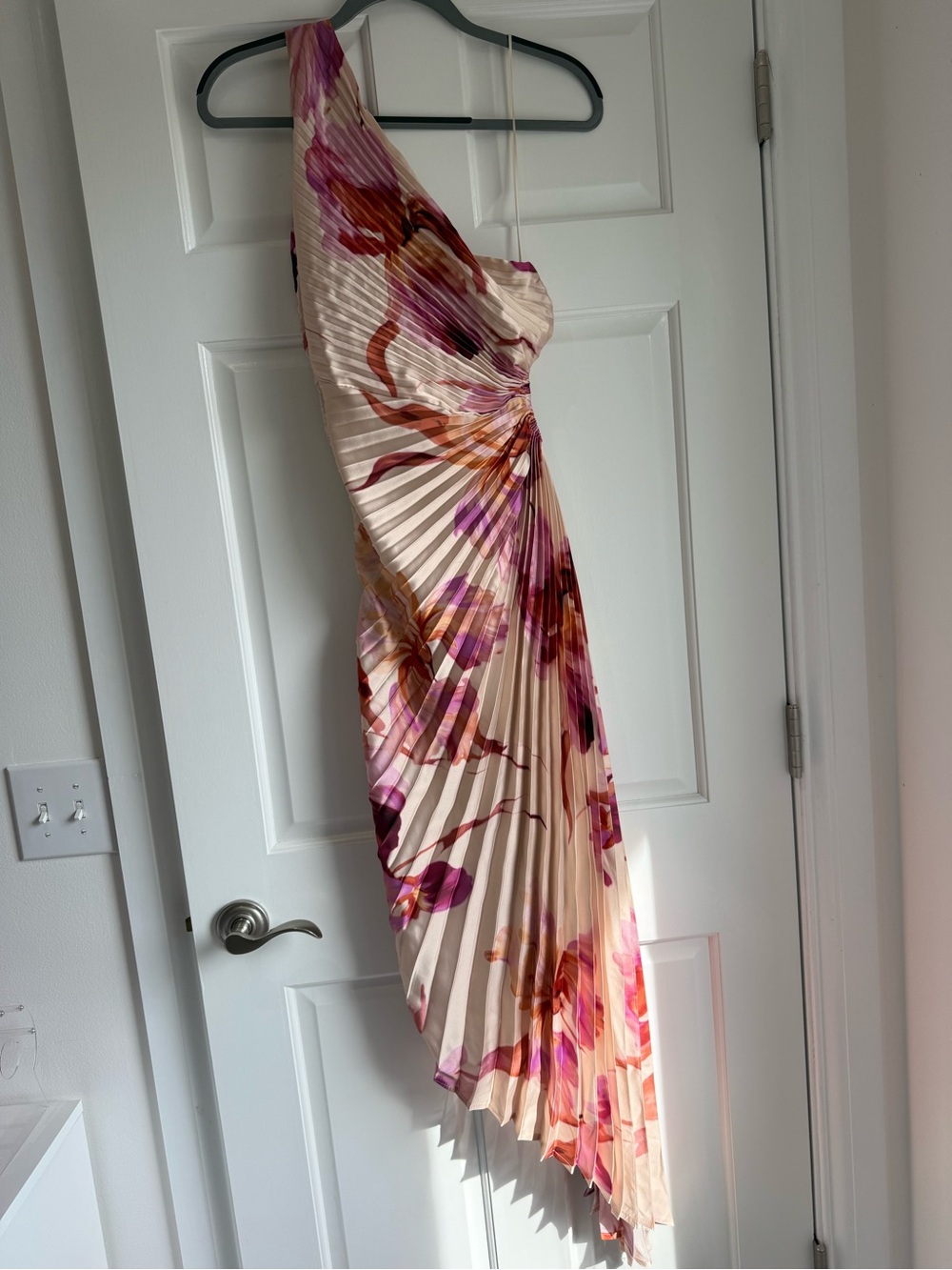 VICI Blush Floral One Shoulder Asymmetrical Pleated Maxi Dress - Picture 3 of 5